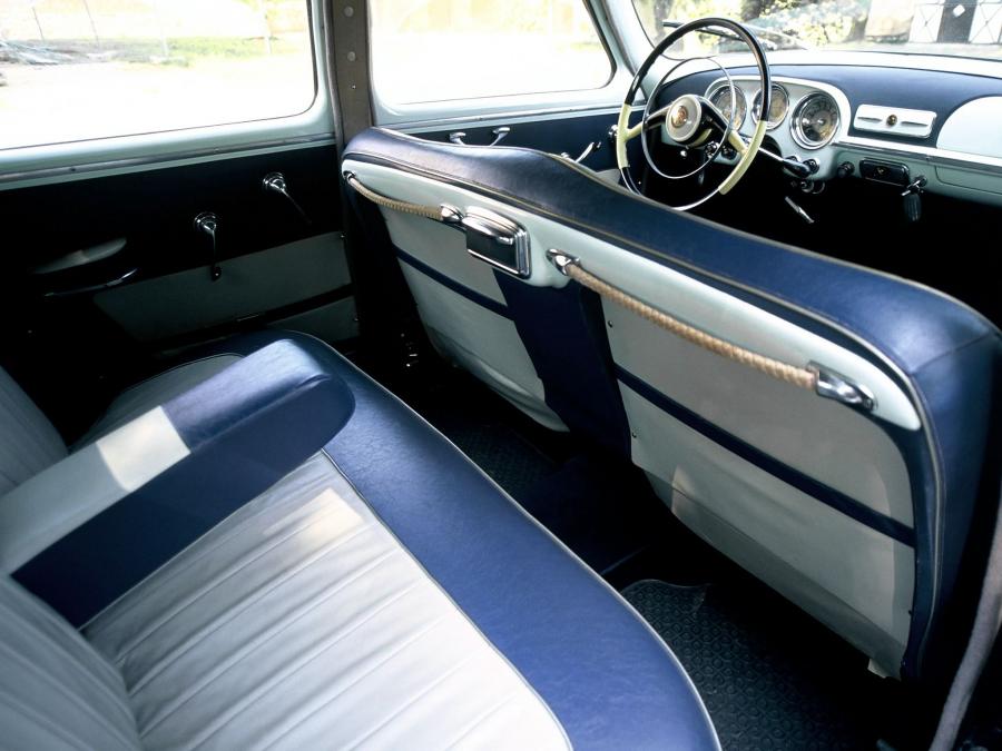 Интерьер Alfa Romeo 1900 Super Berlina (1483) 1954 года  (фото 4 из 6)